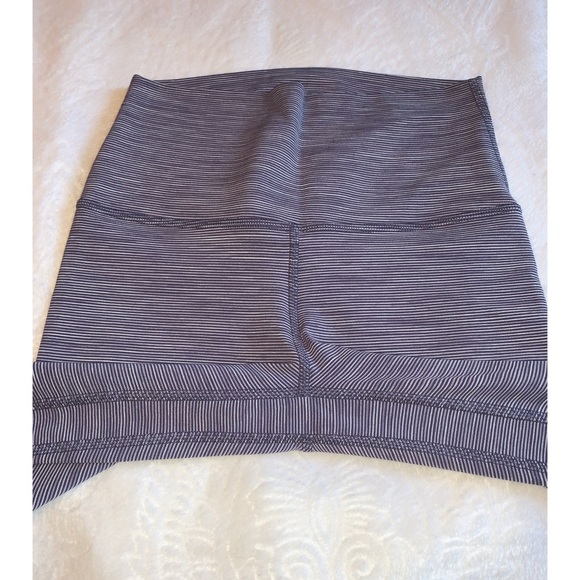 🍋🚫SOLD🚫NWOT Lululemon 21” Align Crop🍋 - Picture 4 of 7